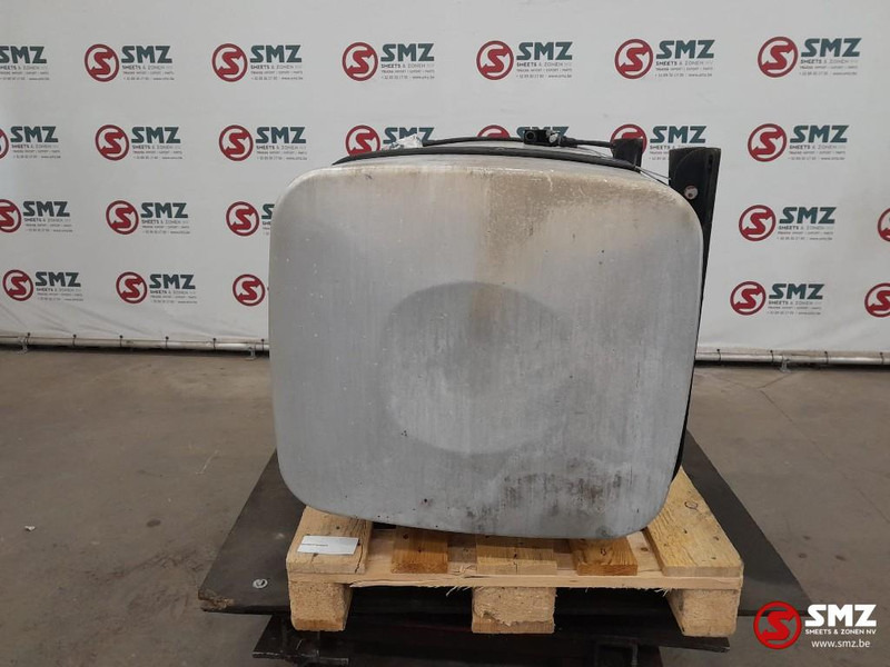 MAN Occ brandstoftank 600L + steunen MAN - خزان الوقود - شاحنة: صورة 3 MAN Occ brandstoftank 600L + steunen MAN - خزان الوقود - شاحنة: صورة 3