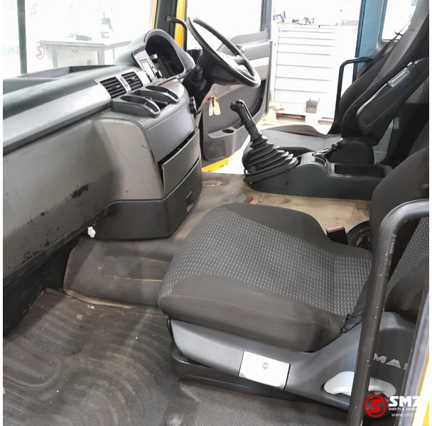 الكابينة والداخلية - شاحنة MAN Occ cabine RHD MAN TGS: صورة 18