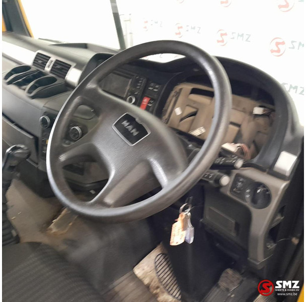 الكابينة والداخلية - شاحنة MAN Occ cabine RHD MAN TGS: صورة 12