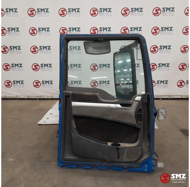 MAN Occ deur links MAN - باب و قطع الغيار - شاحنة: صورة 2 MAN Occ deur links MAN - باب و قطع الغيار - شاحنة: صورة 2