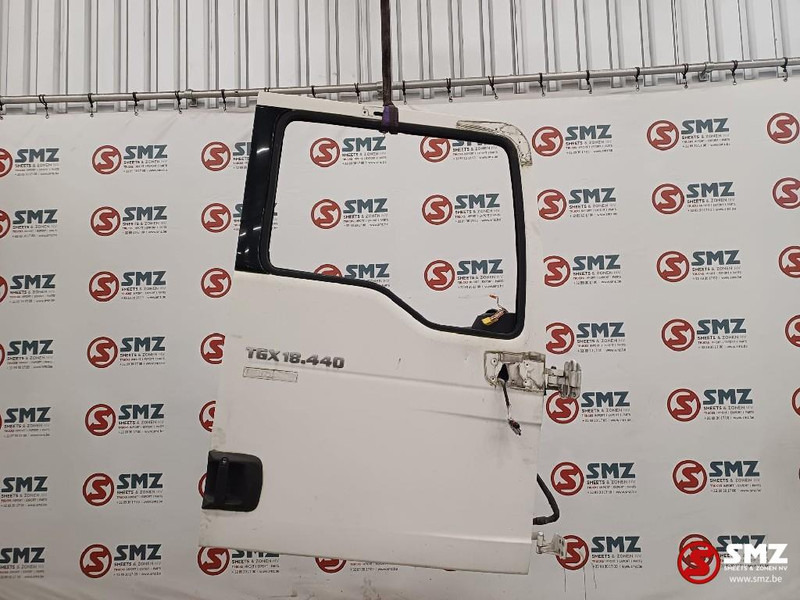 MAN Occ deur rechts MAN - باب و قطع الغيار - شاحنة: صورة 1 MAN Occ deur rechts MAN - باب و قطع الغيار - شاحنة: صورة 1