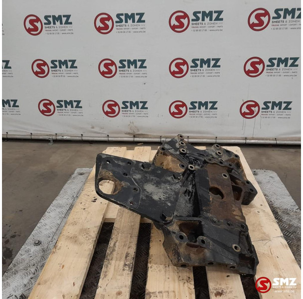 MAN Occ montagebeugel voorveer rechts MAN - إطار/ شاسيه - شاحنة: صورة 4 MAN Occ montagebeugel voorveer rechts MAN - إطار/ شاسيه - شاحنة: صورة 4