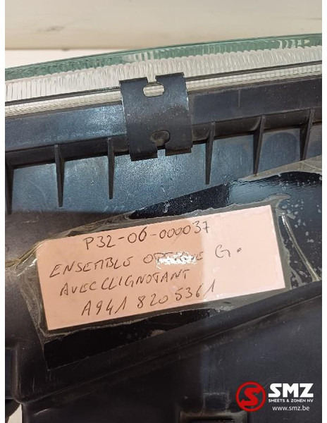 Mercedes-Benz Koplamp links Mercedes - مصابيح أضواء السيارة الأمامية - شاحنة: صورة 3 Mercedes-Benz Koplamp links Mercedes - مصابيح أضواء السيارة الأمامية - شاحنة: صورة 3