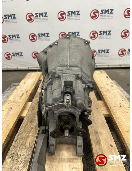 Mercedes-Benz Occ Versnellingsbak Mercedes 716.604 - صندوق التروس - سيارة: صورة 5 Mercedes-Benz Occ Versnellingsbak Mercedes 716.604 - صندوق التروس - سيارة: صورة 5
