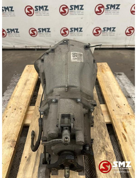 Mercedes-Benz Occ Versnellingsbak Mercedes 716.647 - صندوق التروس - سيارة: صورة 3 Mercedes-Benz Occ Versnellingsbak Mercedes 716.647 - صندوق التروس - سيارة: صورة 3