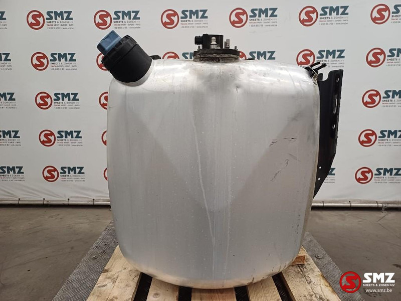 Mercedes-Benz Occ brandstoftank 300L + AdBluetank 25L Mercedes - خزان الوقود - شاحنة: صورة 3 Mercedes-Benz Occ brandstoftank 300L + AdBluetank 25L Mercedes - خزان الوقود - شاحنة: صورة 3
