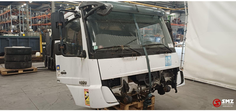 Mercedes-Benz Occ cabine Mercedes - الكابينة والداخلية - شاحنة: صورة 2 Mercedes-Benz Occ cabine Mercedes - الكابينة والداخلية - شاحنة: صورة 2