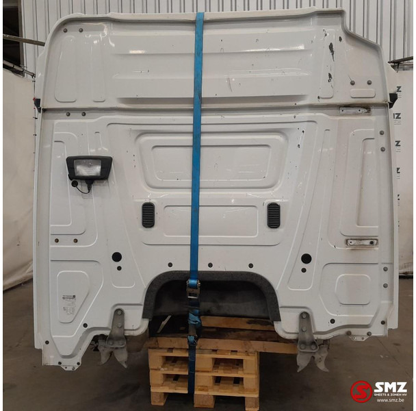 Mercedes-Benz Occ cabine RHD Mercedes - الكابينة والداخلية - شاحنة: صورة 4 Mercedes-Benz Occ cabine RHD Mercedes - الكابينة والداخلية - شاحنة: صورة 4