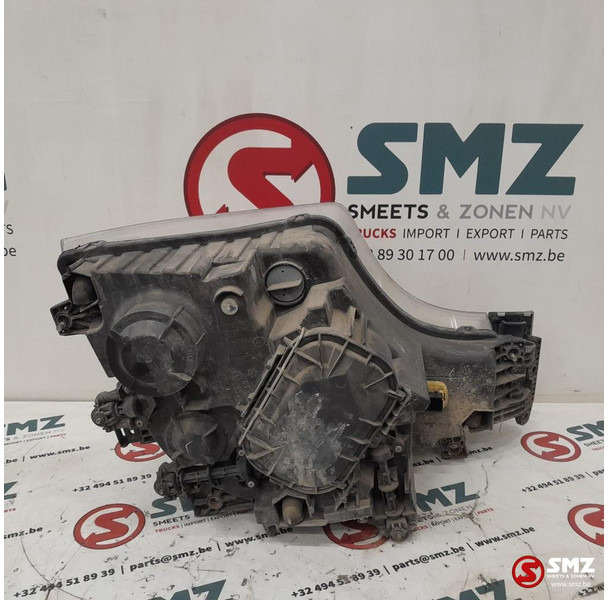 Mercedes-Benz Occ koplamp links Mercedes - مصابيح أضواء السيارة الأمامية - شاحنة: صورة 2 Mercedes-Benz Occ koplamp links Mercedes - مصابيح أضواء السيارة الأمامية - شاحنة: صورة 2
