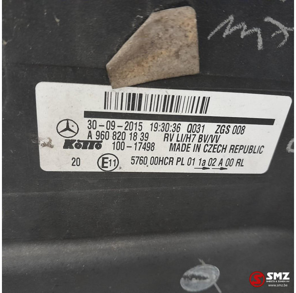 Mercedes-Benz Occ koplamp links Mercedes - مصابيح أضواء السيارة الأمامية - شاحنة: صورة 3 Mercedes-Benz Occ koplamp links Mercedes - مصابيح أضواء السيارة الأمامية - شاحنة: صورة 3