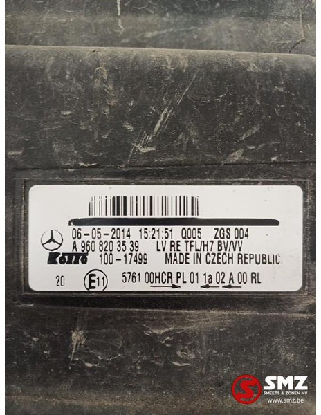 Mercedes-Benz Occ koplamp rechts RHD Mercedes - مصابيح أضواء السيارة الأمامية - شاحنة: صورة 3 Mercedes-Benz Occ koplamp rechts RHD Mercedes - مصابيح أضواء السيارة الأمامية - شاحنة: صورة 3