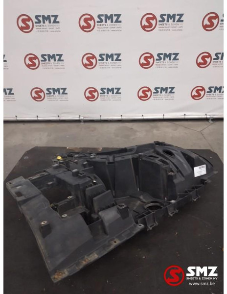 Mercedes-Benz Occ koplampdrager rechts Mercedes - مصابيح أضواء السيارة الأمامية - شاحنة: صورة 2 Mercedes-Benz Occ koplampdrager rechts Mercedes - مصابيح أضواء السيارة الأمامية - شاحنة: صورة 2