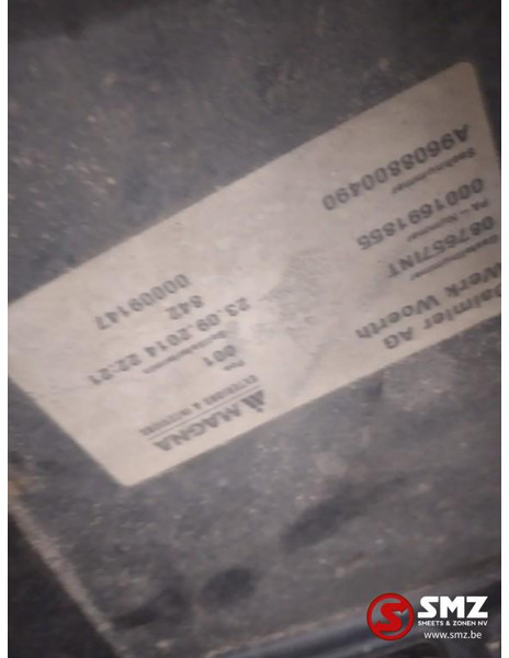 Mercedes-Benz Occ koplampdrager rechts Mercedes - مصابيح أضواء السيارة الأمامية - شاحنة: صورة 4 Mercedes-Benz Occ koplampdrager rechts Mercedes - مصابيح أضواء السيارة الأمامية - شاحنة: صورة 4