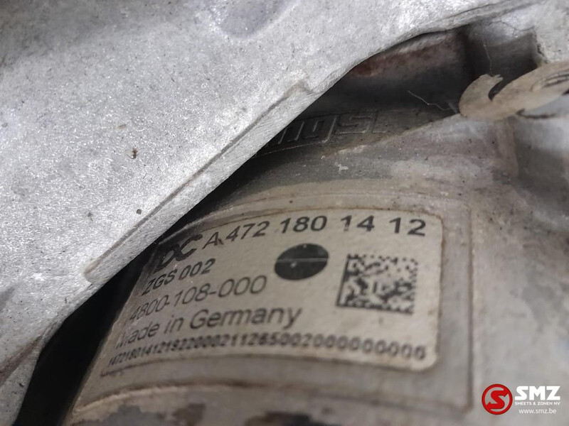 Mercedes-Benz Occ oliefilter + oliekoeler Mercedes - فلتر الزيت - شاحنة: صورة 4 Mercedes-Benz Occ oliefilter + oliekoeler Mercedes - فلتر الزيت - شاحنة: صورة 4