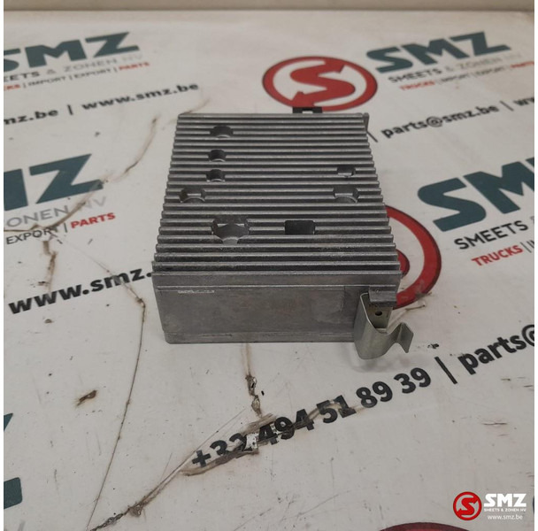 Mercedes-Benz Occ omvormer 24-12V 18A Mercedes - النظام الكهربائي - شاحنة: صورة 2 Mercedes-Benz Occ omvormer 24-12V 18A Mercedes - النظام الكهربائي - شاحنة: صورة 2