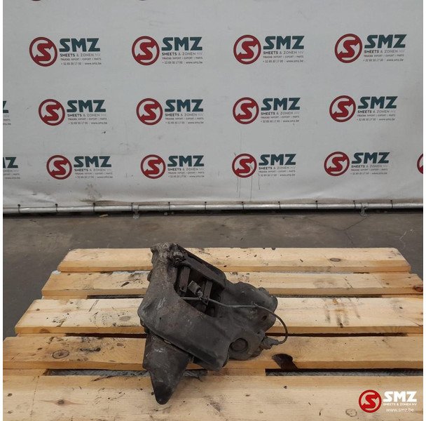 Mercedes-Benz Occ remklauw linksachter Mercedes - مسماك الفرامل - شاحنة: صورة 2 Mercedes-Benz Occ remklauw linksachter Mercedes - مسماك الفرامل - شاحنة: صورة 2