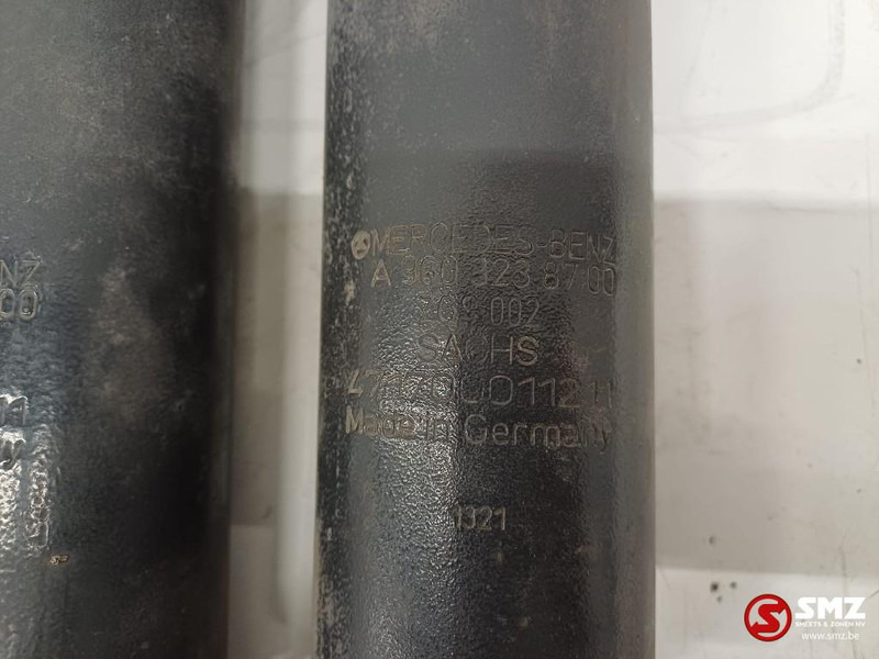 Mercedes-Benz Occ set schokdempers Mercedes - امتصاص الصدمات - شاحنة: صورة 3 Mercedes-Benz Occ set schokdempers Mercedes - امتصاص الصدمات - شاحنة: صورة 3