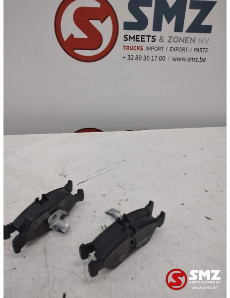 Mercedes-Benz Set remblokken mercedes sprinter w903 a0044202720 - دواسات الفرامل - شاحنة: صورة 1 Mercedes-Benz Set remblokken mercedes sprinter w903 a0044202720 - دواسات الفرامل - شاحنة: صورة 1
