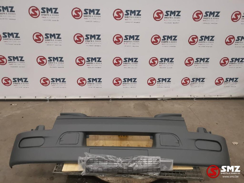 Renault Bumper zonder gaten en spoiler Renault Premium - مصد العربة - شاحنة: صورة 1 Renault Bumper zonder gaten en spoiler Renault Premium - مصد العربة - شاحنة: صورة 1