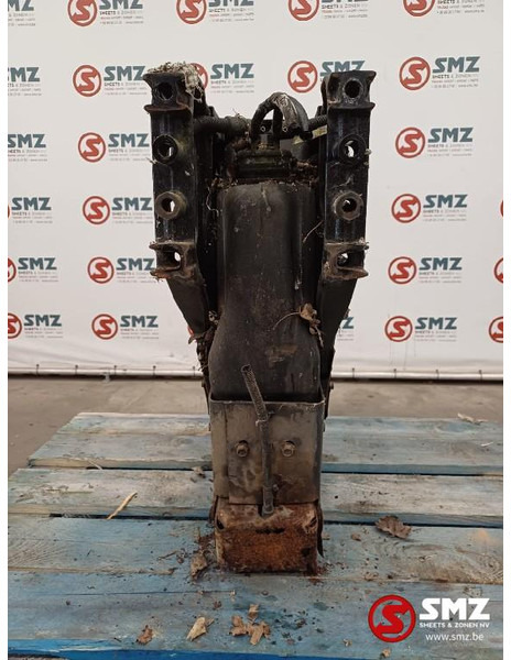 Renault Occ AdBluetank 60L Renault - نظام الوقود - شاحنة: صورة 4 Renault Occ AdBluetank 60L Renault - نظام الوقود - شاحنة: صورة 4