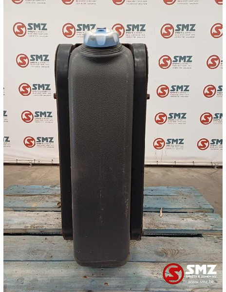 Renault Occ AdBluetank 60L Renault - نظام الوقود - شاحنة: صورة 1 Renault Occ AdBluetank 60L Renault - نظام الوقود - شاحنة: صورة 1