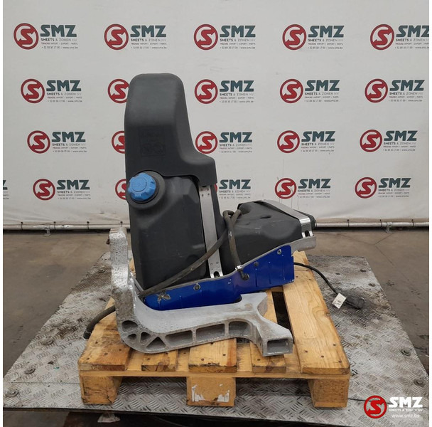 Renault Occ AdBluetank + Adblueniveausensor + AdBluepomp + - نظام الوقود - شاحنة: صورة 3 Renault Occ AdBluetank + Adblueniveausensor + AdBluepomp + - نظام الوقود - شاحنة: صورة 3