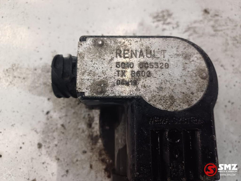 Renault Occ brandstoftank 735L Renault - خزان الوقود - شاحنة: صورة 5 Renault Occ brandstoftank 735L Renault - خزان الوقود - شاحنة: صورة 5