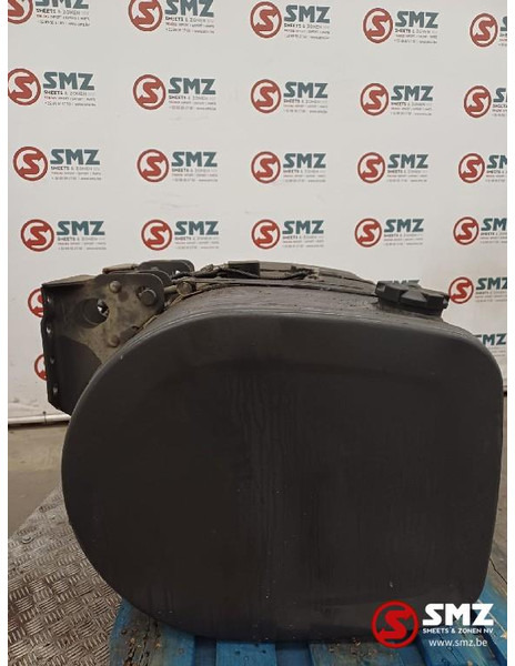 Renault Occ brandstoftank + brandstofniveausensor 315L Ren - خزان الوقود - شاحنة: صورة 4 Renault Occ brandstoftank + brandstofniveausensor 315L Ren - خزان الوقود - شاحنة: صورة 4