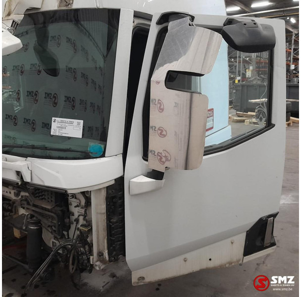 Renault Occ cabine RHD Renault T - الكابينة والداخلية - شاحنة: صورة 3 Renault Occ cabine RHD Renault T - الكابينة والداخلية - شاحنة: صورة 3