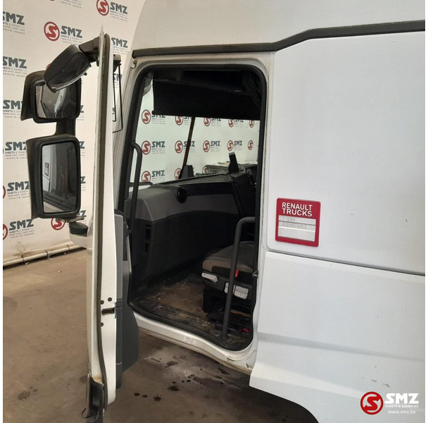 Renault Occ cabine RHD Renault T - الكابينة والداخلية - شاحنة: صورة 5 Renault Occ cabine RHD Renault T - الكابينة والداخلية - شاحنة: صورة 5