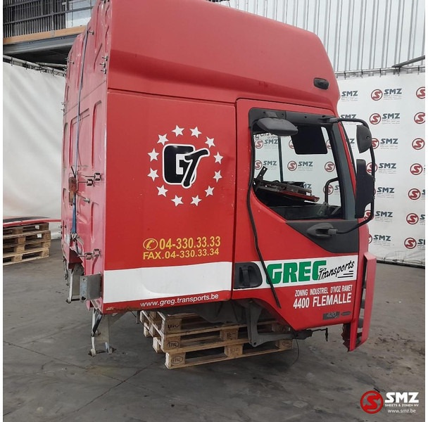 Renault Occ cabine Renault - الكابينة والداخلية - شاحنة: صورة 3 Renault Occ cabine Renault - الكابينة والداخلية - شاحنة: صورة 3