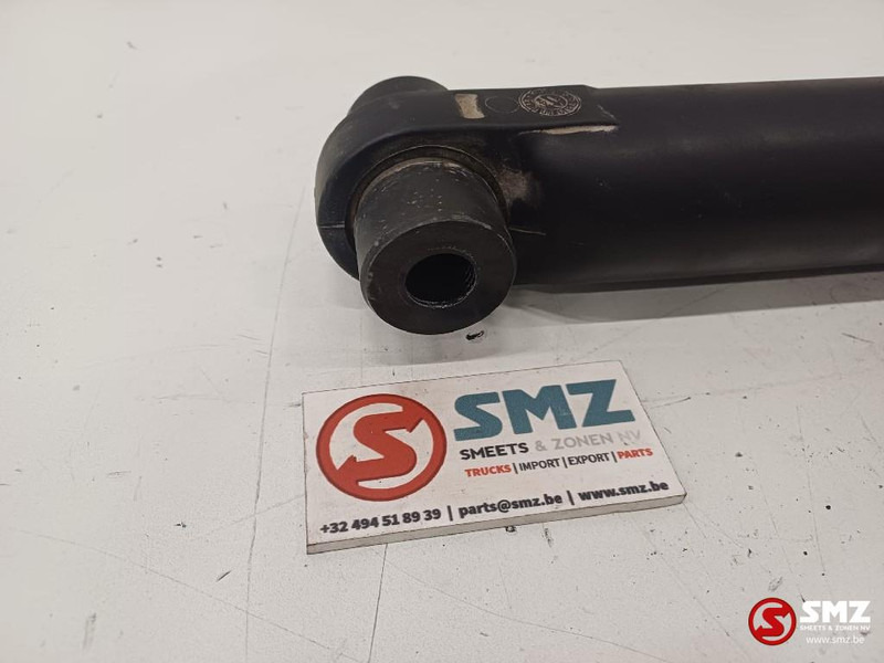 Renault Occ cabinekantelcilinder Renault - إطار/ شاسيه - شاحنة: صورة 3 Renault Occ cabinekantelcilinder Renault - إطار/ شاسيه - شاحنة: صورة 3