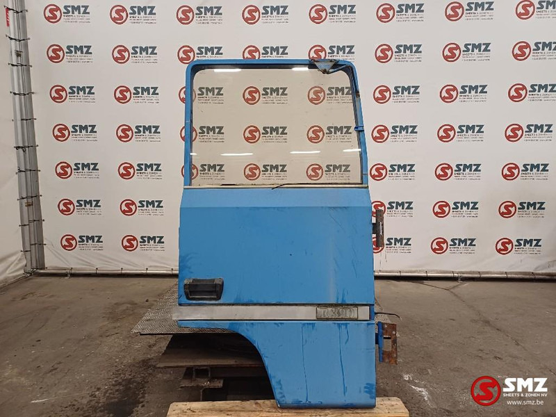 Renault Occ deur rechts Renault - باب و قطع الغيار - شاحنة: صورة 1 Renault Occ deur rechts Renault - باب و قطع الغيار - شاحنة: صورة 1