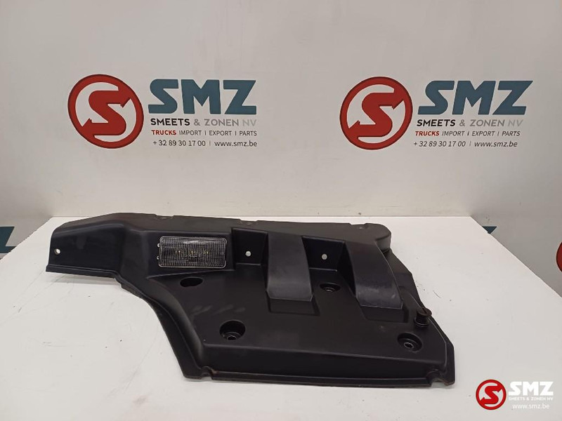 Renault Occ deurverlenging binnenkant links Renault - باب و قطع الغيار - شاحنة: صورة 1 Renault Occ deurverlenging binnenkant links Renault - باب و قطع الغيار - شاحنة: صورة 1