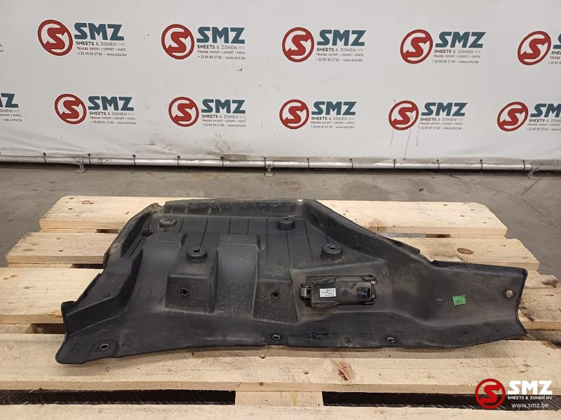 Renault Occ deurverlenging binnenkant rechts Renault - باب و قطع الغيار - شاحنة: صورة 4 Renault Occ deurverlenging binnenkant rechts Renault - باب و قطع الغيار - شاحنة: صورة 4