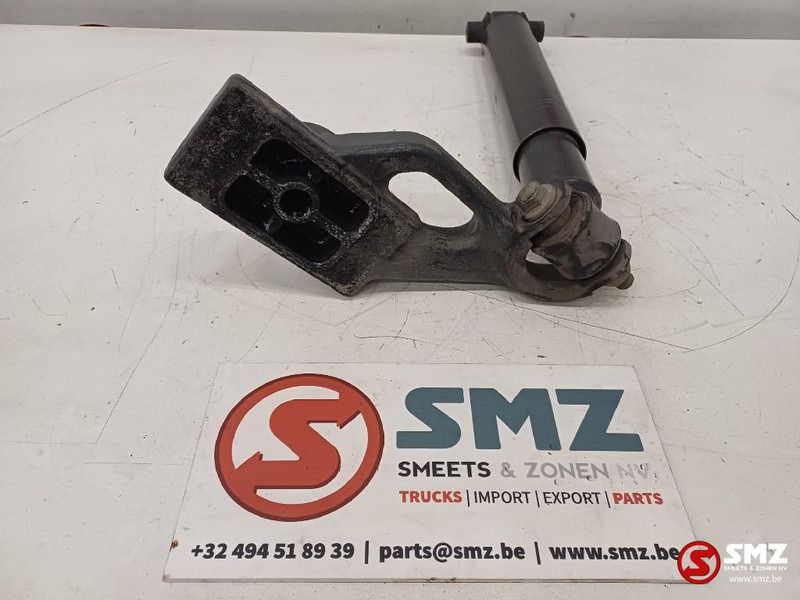 Renault Occ schokdemper + schokdempersteun rechts Renault - امتصاص الصدمات - شاحنة: صورة 2 Renault Occ schokdemper + schokdempersteun rechts Renault - امتصاص الصدمات - شاحنة: صورة 2