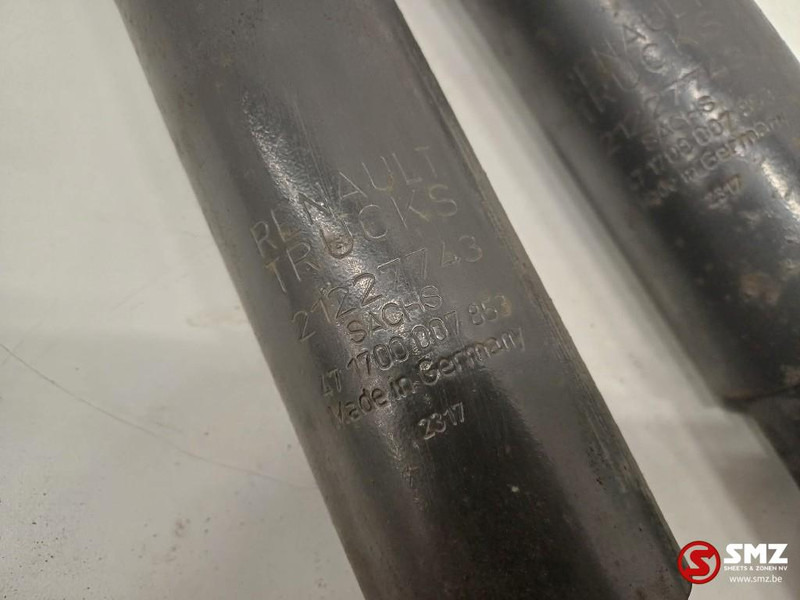 Renault Occ set schokdempers vooraan Renault - امتصاص الصدمات - شاحنة: صورة 4 Renault Occ set schokdempers vooraan Renault - امتصاص الصدمات - شاحنة: صورة 4