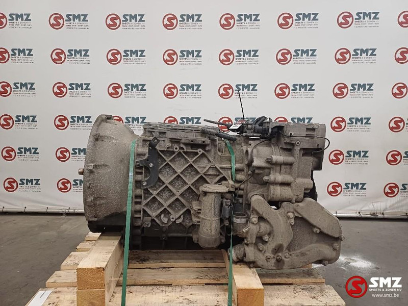 Renault Occ versnellingsbak + retarder AT2612D Renault - صندوق التروس - شاحنة: صورة 1 Renault Occ versnellingsbak + retarder AT2612D Renault - صندوق التروس - شاحنة: صورة 1