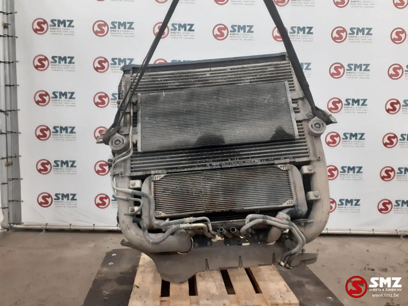Scania Occ radiator + intercooler + EGR cooler + condenso - مبرد المحرك - شاحنة: صورة 2 Scania Occ radiator + intercooler + EGR cooler + condenso - مبرد المحرك - شاحنة: صورة 2