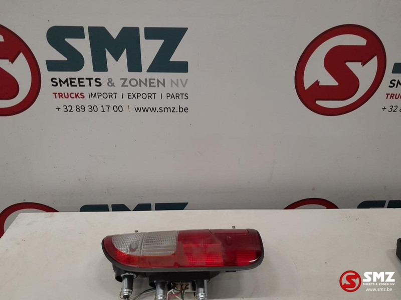 Toyota Lamp assy achter rechts lexus , Toyota - مصابيح أضواء السيارة الخلفية - شاحنة: صورة 3 Toyota Lamp assy achter rechts lexus , Toyota - مصابيح أضواء السيارة الخلفية - شاحنة: صورة 3