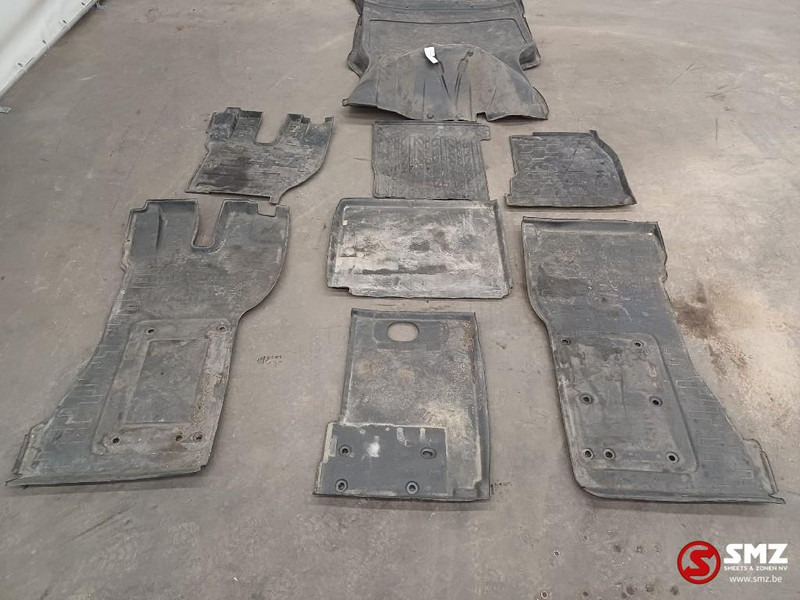 Volvo Occ mattenset Volvo - الكابينة والداخلية - شاحنة: صورة 2 Volvo Occ mattenset Volvo - الكابينة والداخلية - شاحنة: صورة 2