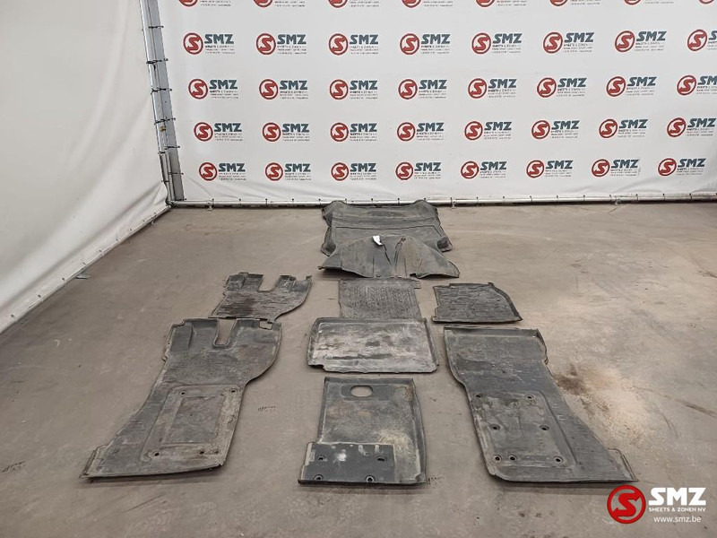 Volvo Occ mattenset Volvo - الكابينة والداخلية - شاحنة: صورة 1 Volvo Occ mattenset Volvo - الكابينة والداخلية - شاحنة: صورة 1