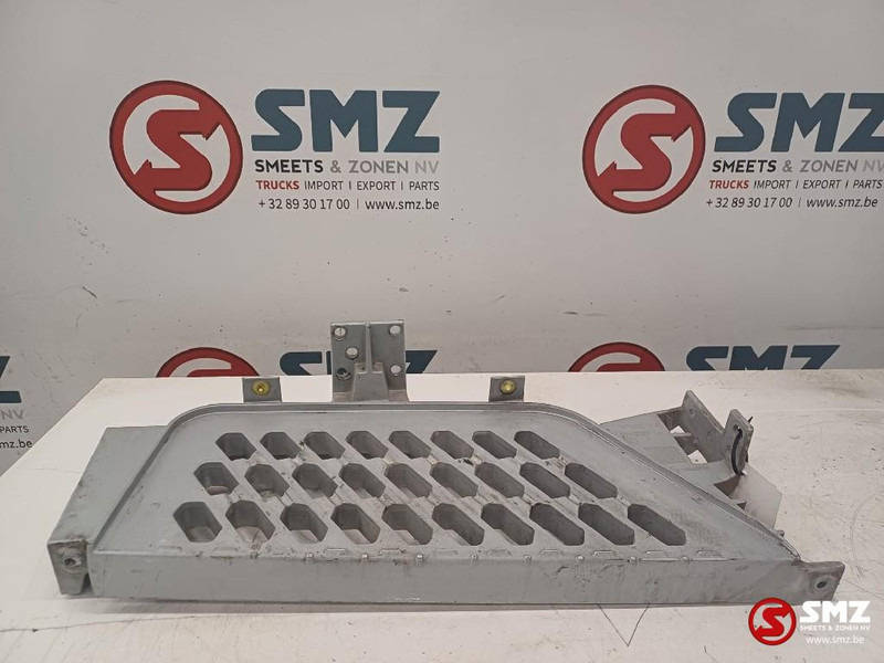 Volvo Occ opstaptrede links Volvo - الكابينة والداخلية - شاحنة: صورة 1 Volvo Occ opstaptrede links Volvo - الكابينة والداخلية - شاحنة: صورة 1