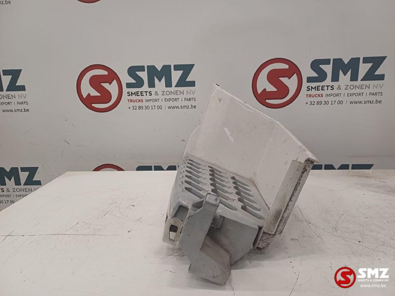 Volvo Occ opstaptrede rechts Volvo - الكابينة والداخلية - شاحنة: صورة 2 Volvo Occ opstaptrede rechts Volvo - الكابينة والداخلية - شاحنة: صورة 2