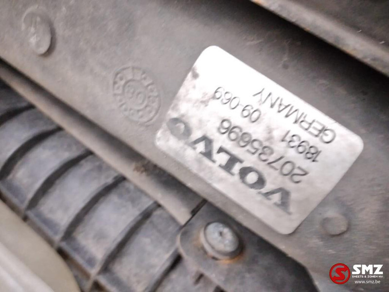 Volvo Occ radiator + intercooler Volvo FM - مبرد المحرك - شاحنة: صورة 4 Volvo Occ radiator + intercooler Volvo FM - مبرد المحرك - شاحنة: صورة 4
