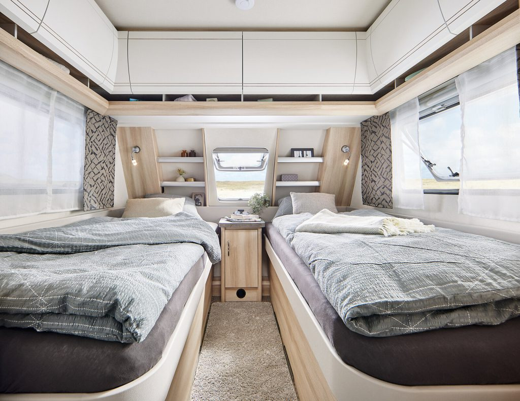 DE LUXE 515 UHL - كرفان سحب: صورة 3 DE LUXE 515 UHL - كرفان سحب: صورة 3