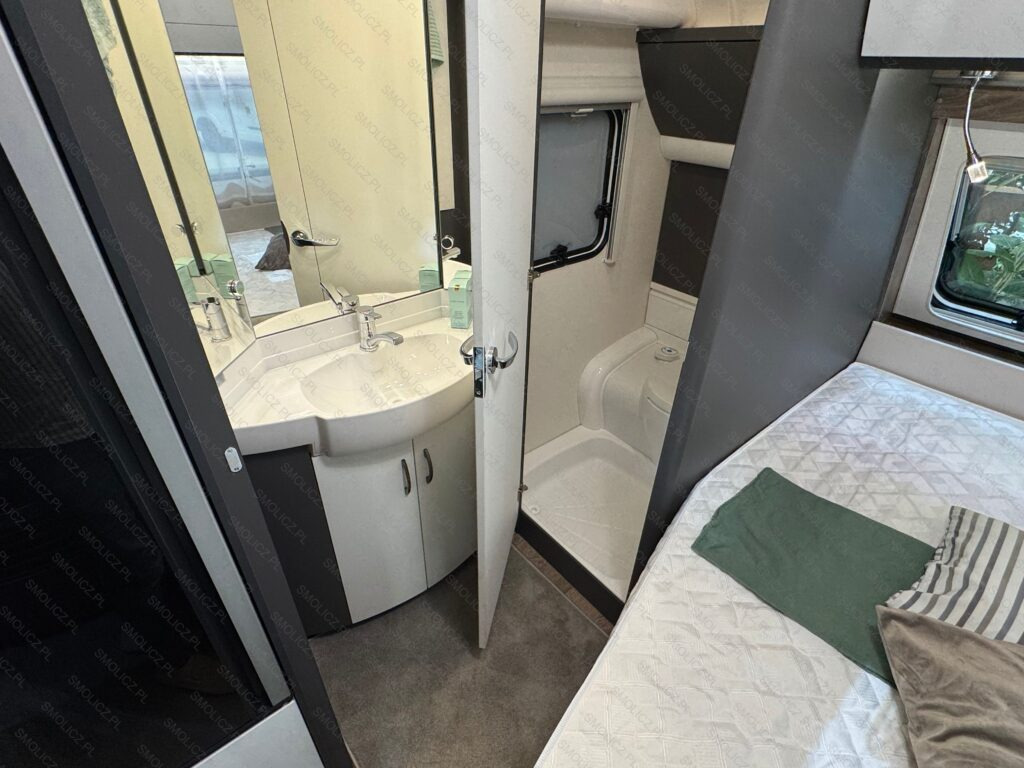 EXCELLENT EDITION 460 UFe - كرفان سحب: صورة 5 EXCELLENT EDITION 460 UFe - كرفان سحب: صورة 5