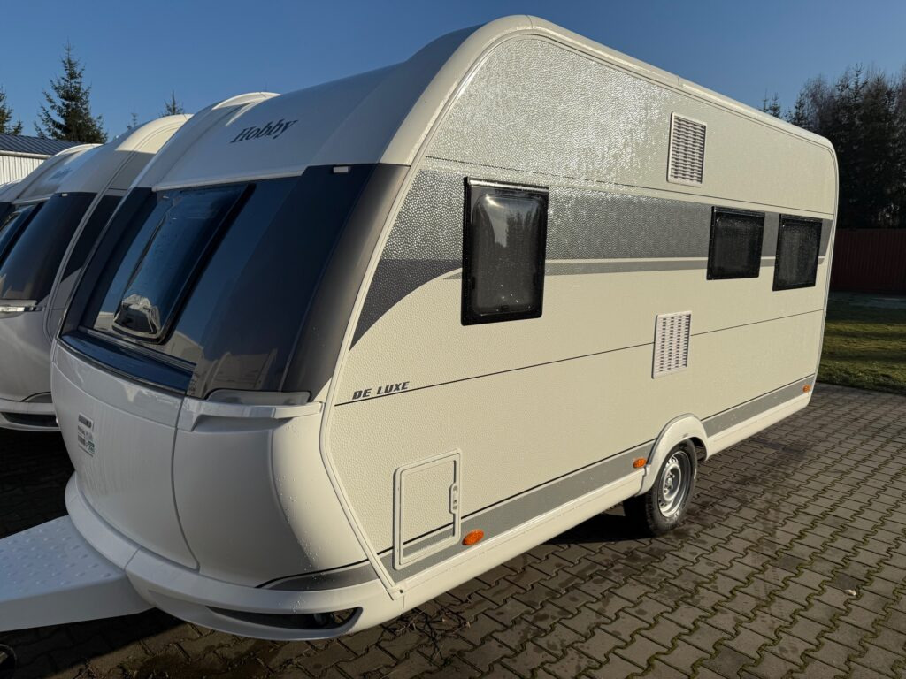 HOBBY DE LUXE 460 UFe 2025 - كرفان سحب: صورة 1 HOBBY DE LUXE 460 UFe 2025 - كرفان سحب: صورة 1