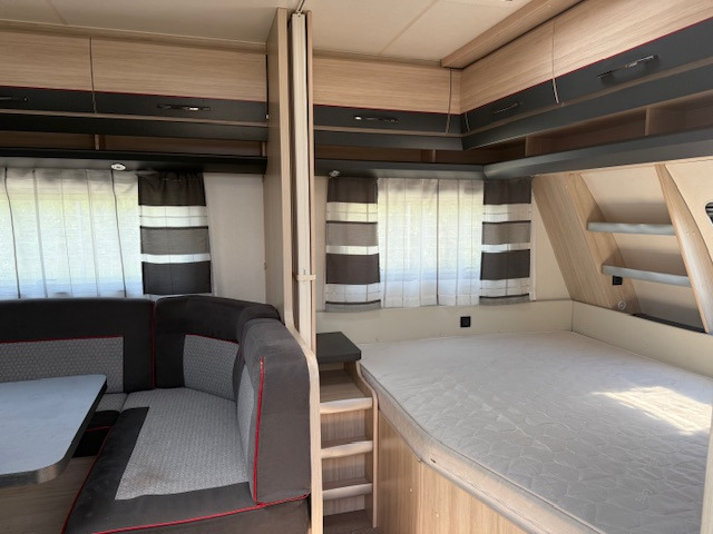 Hobby 545 KMF DE LUXE EDITION 2016 - كرفان سحب: صورة 5 Hobby 545 KMF DE LUXE EDITION 2016 - كرفان سحب: صورة 5