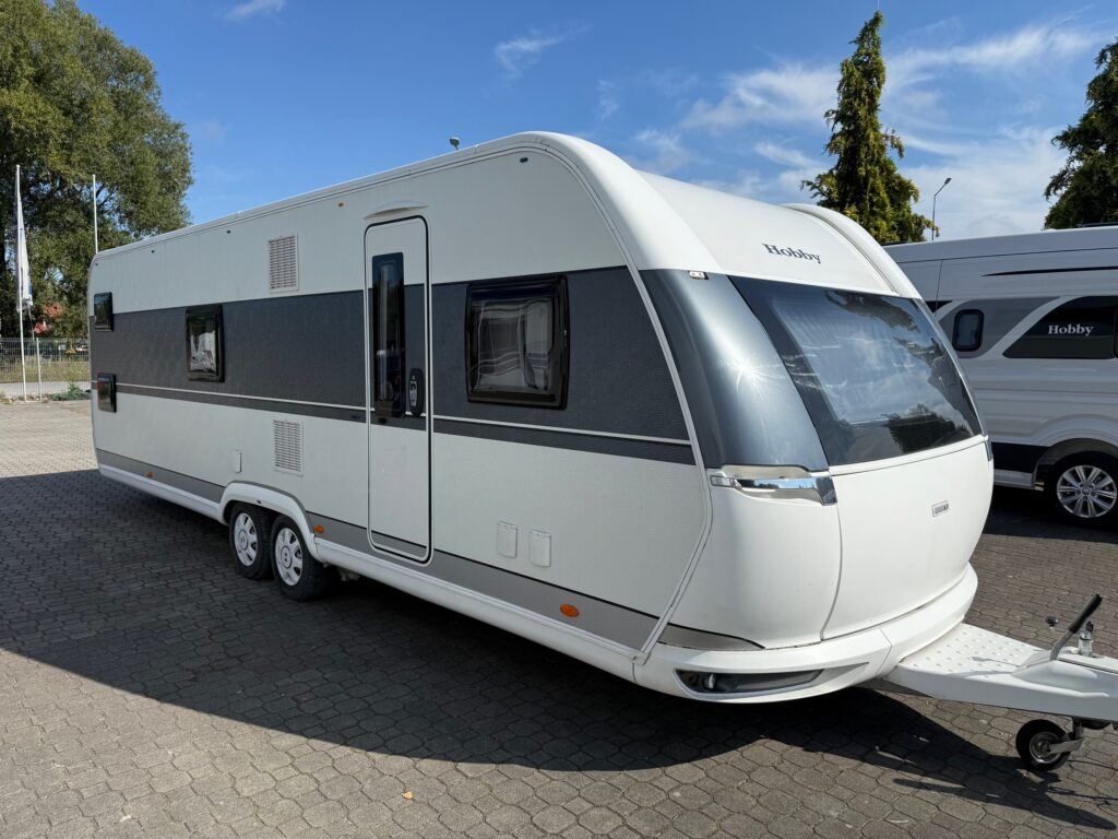 Hobby 720 KWFU Prestige 2020 - كرفان سحب: صورة 1 Hobby 720 KWFU Prestige 2020 - كرفان سحب: صورة 1